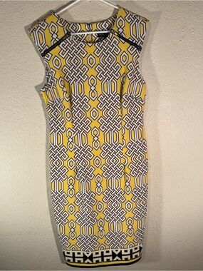 Karin Stevens NWT Yellow and White Geometric Midi Zipper Accent Sheath Dress